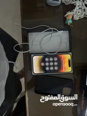  12 آيفون 14 برو ماكس بحالة وكاله مع شحن وكرتون مساحة 128 جيجا  بطارية 85٪؜ استعمال سنتين فقط وارد كندي