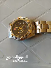  2 ساعه سويس ارمي بطاريه  بحاله الوكاله  سويسري