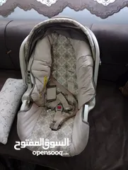  1 كرسي سياره للطفال للبيع