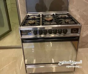  5 اجزاءمطبخ  مكون من خزائن سفلية + مجلى  حوضين + فرن غاز يونيفيرسال
