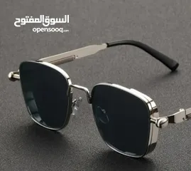  1 السعر اغلى بكثير من هيك بس لازم نخلص المنتج مشان  ننزل منتج جديد وعشان ما ننسى التوصيل لكل فلسطين...