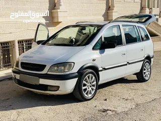  2 اوبل زافيرا 2004
