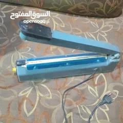  3 مكبس النايلون الأصلي لحفظ الاطعمه وبقاىها طازجه مستخدمه فتره بسيطه
