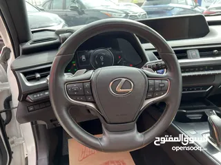  14 ليكزس UX300e كهربائية اعلى اضافات 2021