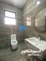  19 شقة طابقية فاخرة للبيع في الكرسي - قرب المخابرات 300م مع ترسات 200م تشطيب سوبر ديلوكس لم تسكن