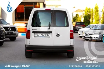  18 Volkswagen CADY 2020