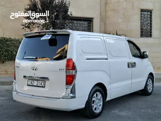  5 باص فان هيونداي H1 ( بنزين ) موديل 2011 وارد الشركة بحالة الوكالة