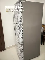  4 Perfect Condition LG with 400 LTr