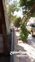  30 للبيع: شقة أرضية مميزة مع حديقة ومدخل خاص 3 غرف نوم 1 ماستر، كراج خاص، طبربور موقع سكني مميز وهادئ..