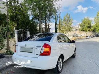  3 هونداي فيرنا سيارة ممتازة بنزين ماتور 1600 فل اوتماتك الله يبارك..