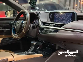  11 Lexus ES 350 model 2019
