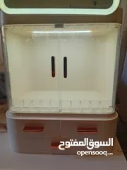  1 منظم مكياج للبيع المستعجل