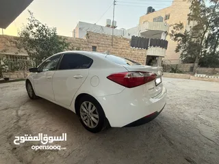  15 كيا k3 سيراتو 2014 مع فتحة سقف نخب بنزين