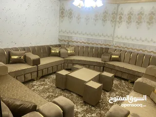  26 جلسات الخليجية بحدث الموديلات 17 مقعد مع طقم طربيزاط ومراكي