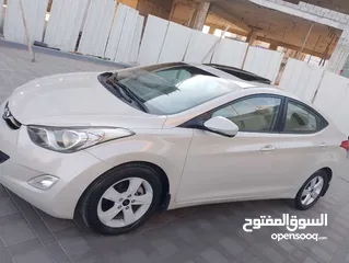  16 Hyundai Elantra