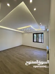  25 شقة ارضية على شارعين207 م داخلي 60م تراس امامي بتشطيب فاخر 3 نوم 2 ماستر مرج الحمام