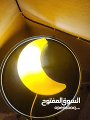  7 أضواء ايكيا تعلق على الحائط شكل هلال لون اصفر مستعمل للبيع بحالة جيدة عدد 2