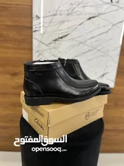  4 حذاء Clarks الجلد الطبيعي، هتجمع بين الشياكة وجودة التفاصيل في تصميم يليق بمكانتك.صناعه فيتنامي