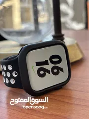  1 Apple Watch S8