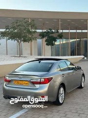  3 لكزس ES350 بنراما لفل اوبشن بحادث خفيف