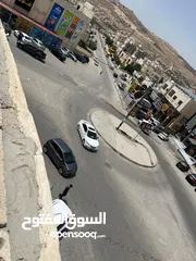  3 مجمع تجاري للبيع