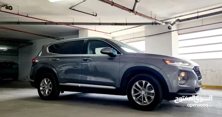  2 Hyundai Santafe 2019