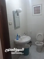  13 شقه للبيع اربد دوار العيادات