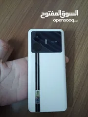  1 realme GT Neo5 SE