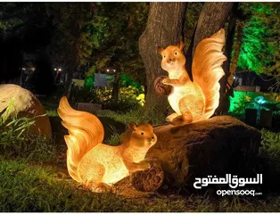  1 تمثال السنجاب بالحجم الكبير موجود في وضعيتين مميزتين مقاوم للمطر والشمس يدوم طويلا بلا بهتان