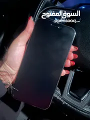  2 ايفون بحالة ممتازه