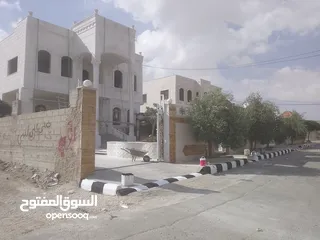  3 كحيل حجر  وتنظيف الصاروخ بالقذق الرملي او الصاروخ وصيانة المباني القديمة وعزل الحجر بماء الزجاج