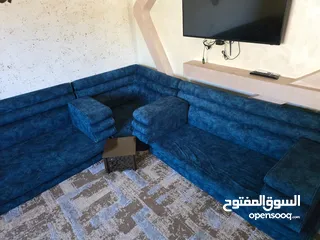  5 غرفة جلوس فراش عربي  وبرادي وسجاد للبيع اربد الحصن