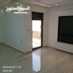  2 شقة مميزة في ضاحية النخيل بسعر مميز مساحة 200م