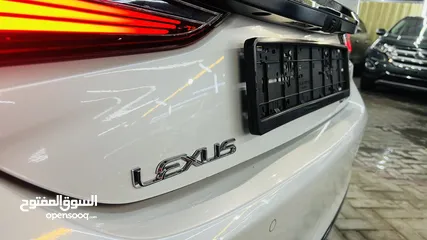  6 Lexus ES 300 Hybrid GGC
