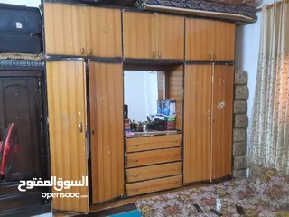  1 خزانه للبيع لمستعجل