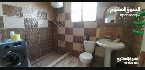  6 بيت ومنازل للبيع