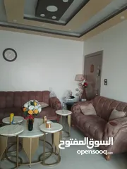  4 شقة نظيفه جدا جدا للبيع في منطقه هادئة المستنده
