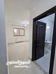  14 شقة طابق اول شارع الجامعة خلف ليدرز مقابل الجامعة الاردنية مبنى السكري