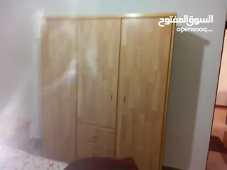  10 شقه مفروشه للبيع بالرونق قرب النادي الاهلي
