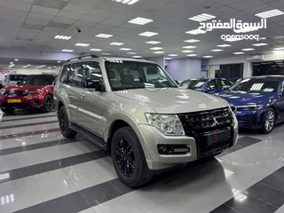  5 Mitsubishi Pajero full option