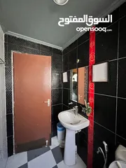  3 للبيع شقه مفروشه في ام الحصم اطلاله بحريه