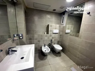  12 شقة غير مفروشة للإيجار 360م2 ( Property 17869 ) سنوي فقط