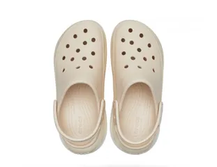  4 كروكس crocs