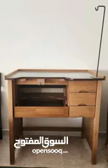  1 Jewelry Making bench/desk مكتب صنع المجوهرات