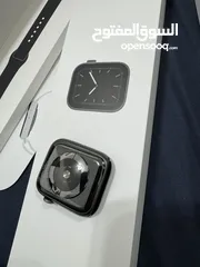  4 Apple Watch series 5