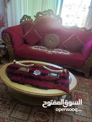  3 طقم كنب سبع مقاعد بحال الجديد للبيع المستعجل بحال الوكاله لا خدش ولا كسر