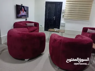  3 طقم كنب موديل امريكي فاخرااا تفصيل استعمال عرسان للبيع بسعر مغري
