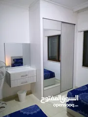  8 شقة مفروشة ارضية فاخرة للايجار بالقرب من الجامعه الاردنيه و جامعة الاميرة سمية الجبيهة 4 من المالك م