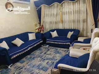  1 طقم كنب 7 مقاعد مستعمل للبيع بحالة جيدة جدا