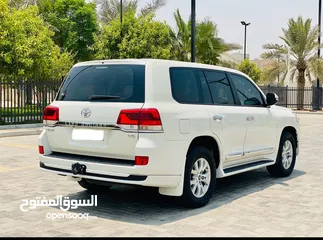  7 TOYOTA LAND CRUISER GXR V6 VERYWELL MAINTAINED SUV FOR SALE